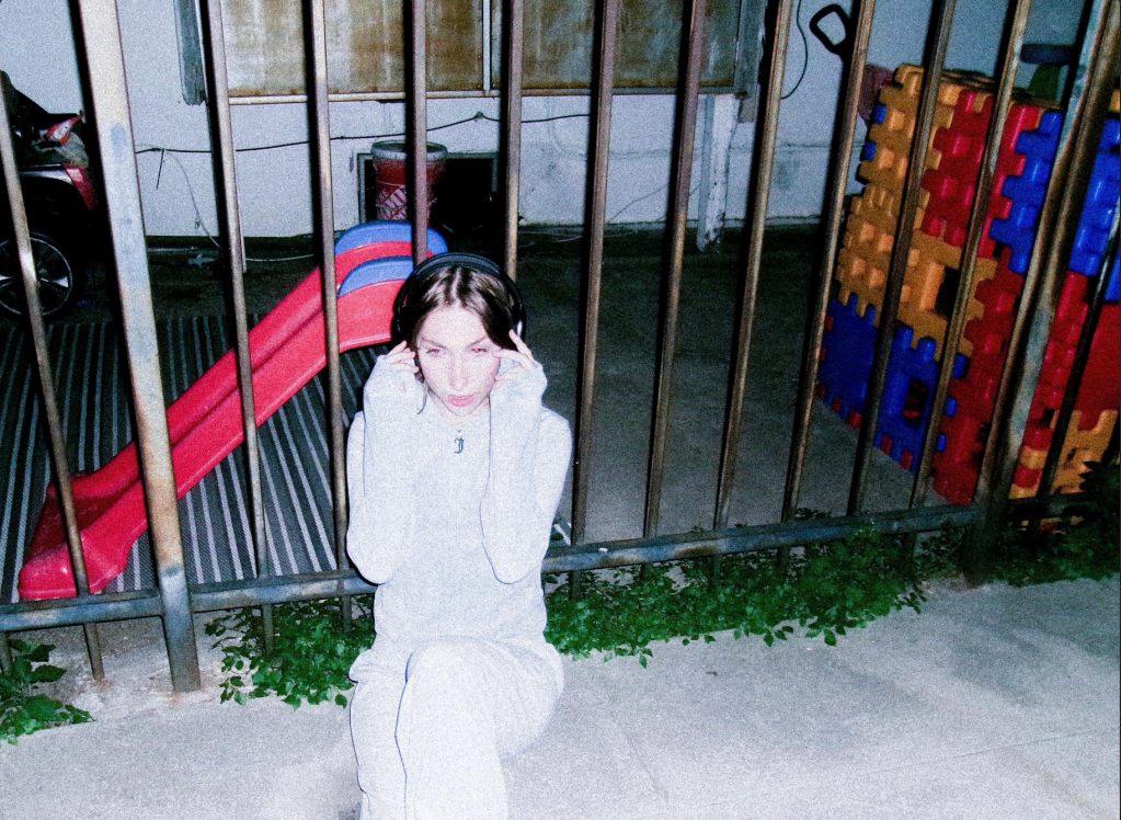 MADI – backyard&nbsp;ghosts